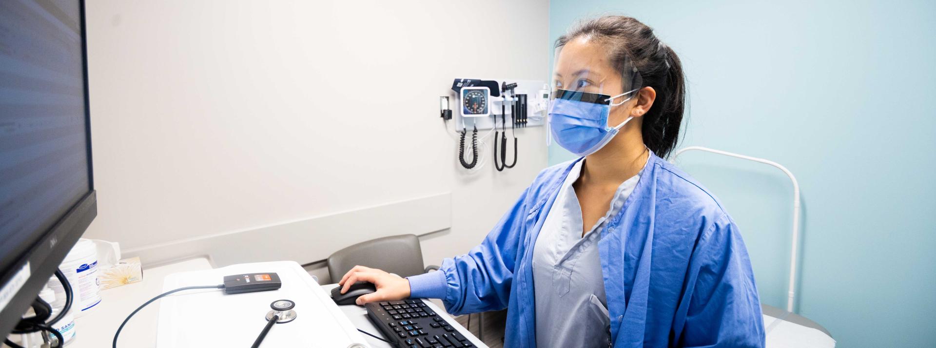 nurse on workstation 